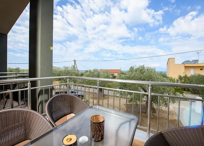 Hotel The Olive Land *
