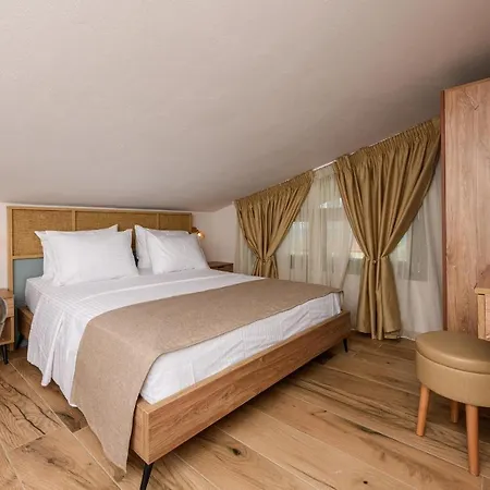 The Olive Land Otel Órmos Prínou