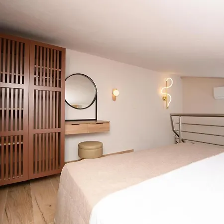 The Olive Land Otel *