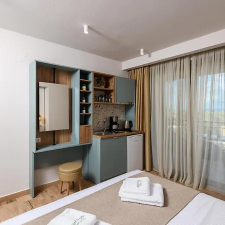 Otel The Olive Land *