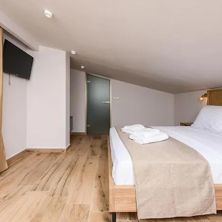 The Olive Land Otel *
