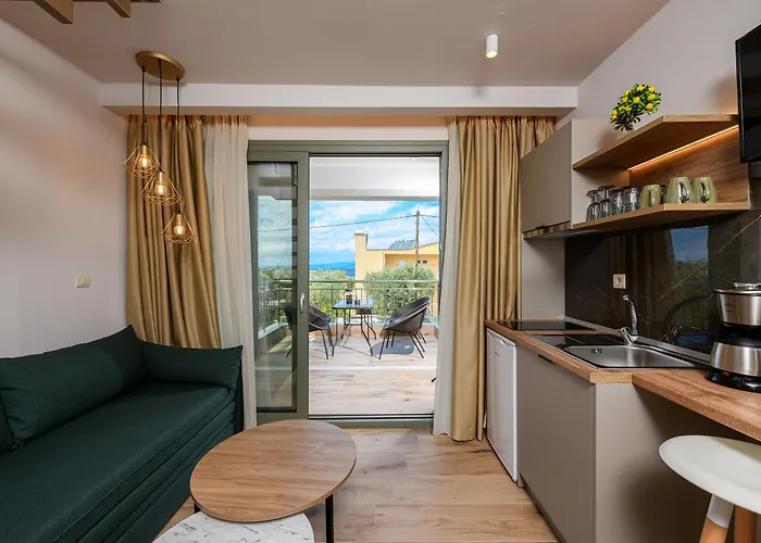 The Olive Land Órmos Prínou